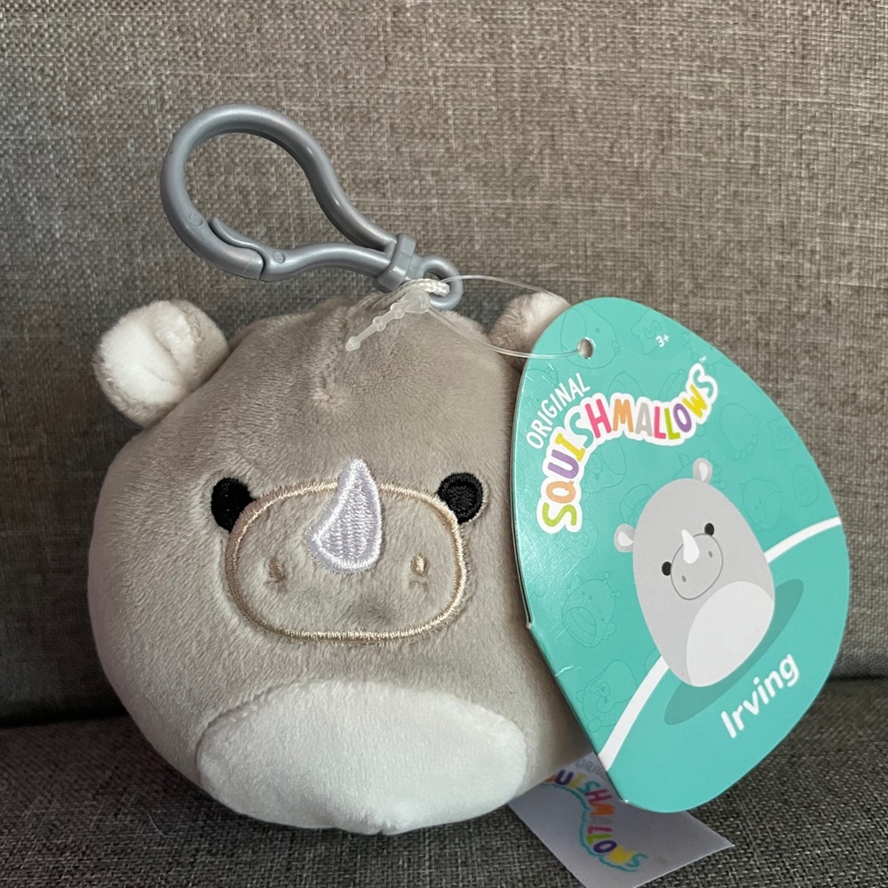 Irving Clip Squishmallow